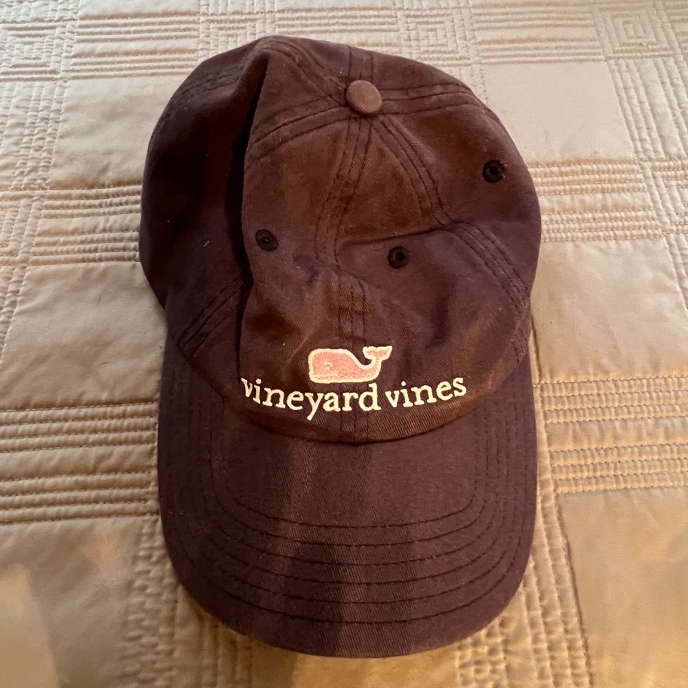 Vineyard Vines Navy hat